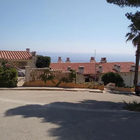Belvèdère Marin : Piscine, Vue Mer&parking